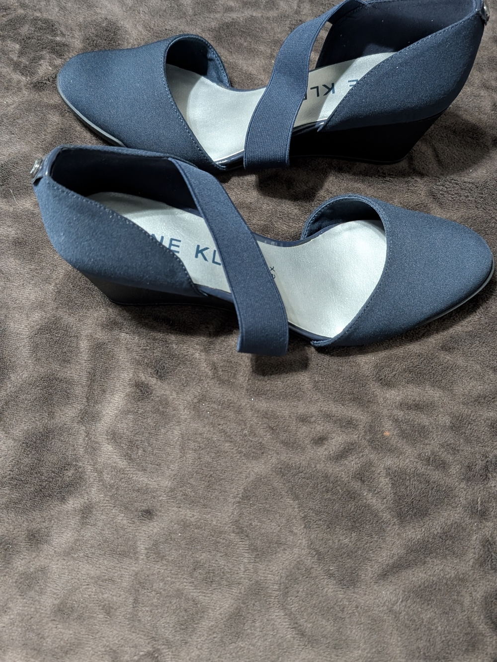 Anne Klein Navy Cross-Strap Women's Wedges, 8M - Picture 4 of 8